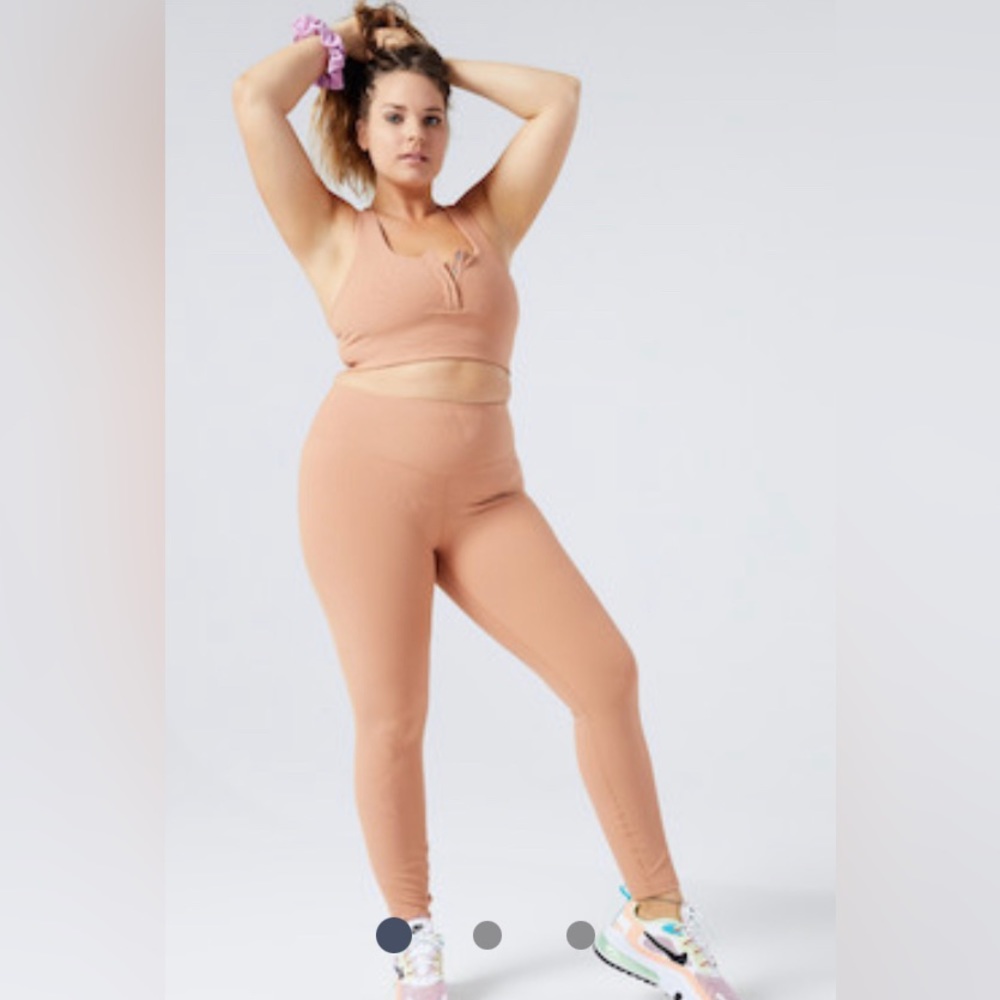 L*Space Hot To Trot Legging in Putty size XL